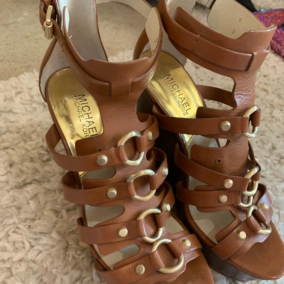 Michael Kors sandals. New. Size 7. - Picture 5 of 6